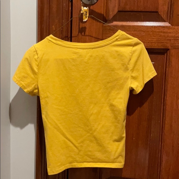 Women’s tee - Picture 2 of 2